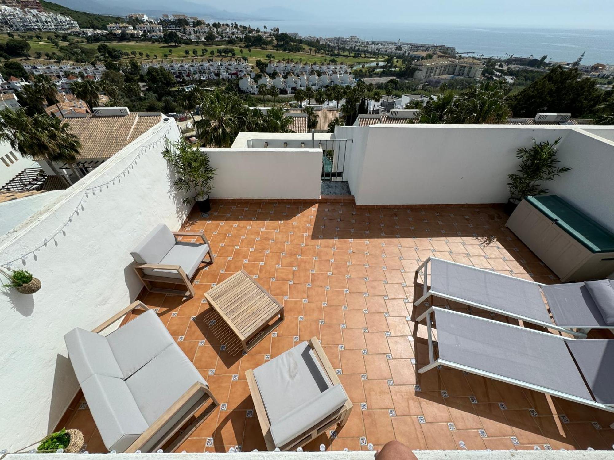 Casa Feliz - Penthouse In Manilva Apartment Exterior photo